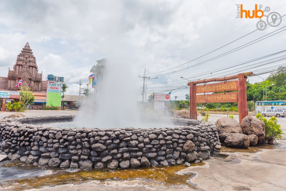 Mae Kha Jan Hot Springs